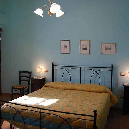 Rustichino Hotel 3*